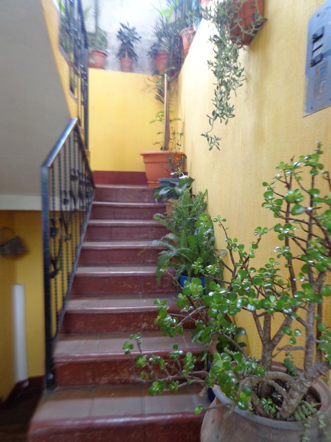 Hotel Encuentro Del Viajero Panajachel Exterior foto