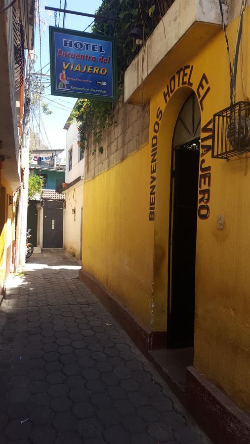 Hotel Encuentro Del Viajero Panajachel Exterior foto